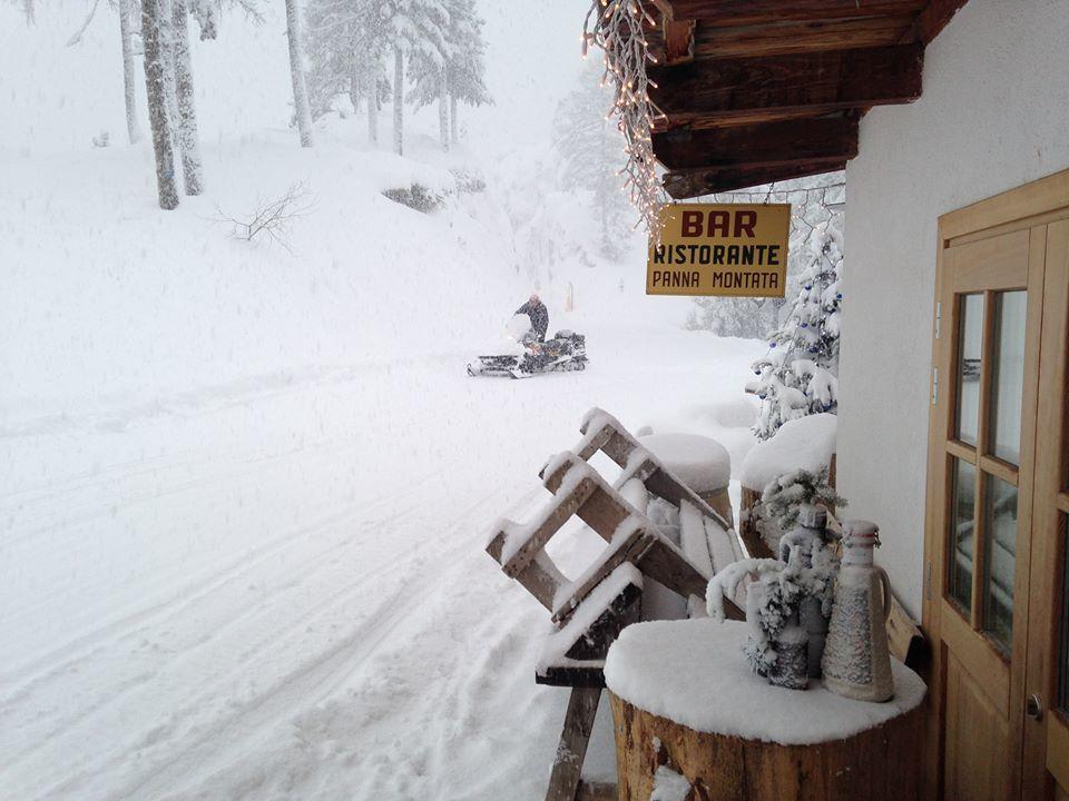 Hôtel Rifugio Negritella à Pozza di Fassa Extérieur photo