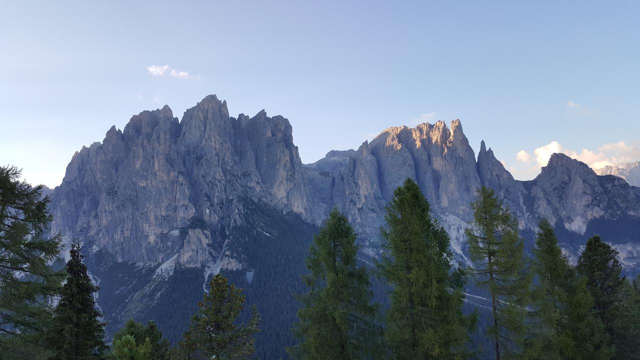 Hôtel Rifugio Negritella à Pozza di Fassa Extérieur photo