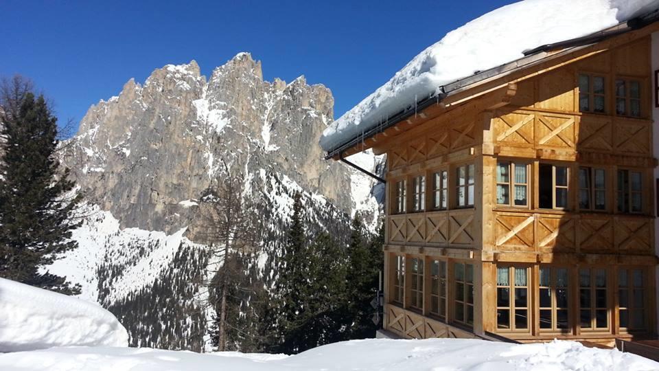 Hôtel Rifugio Negritella à Pozza di Fassa Extérieur photo